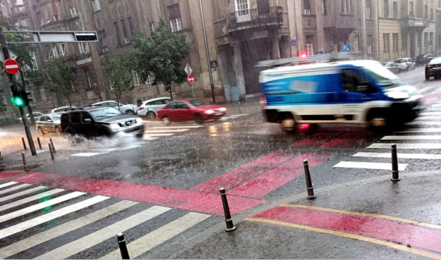 Vrijeme danas promjenjivo, s mjestimičnom kišom