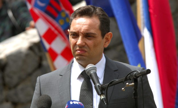 Srpski ministar Vulin u Jadovnom: "Stepinac je bio ustaški vikar"
