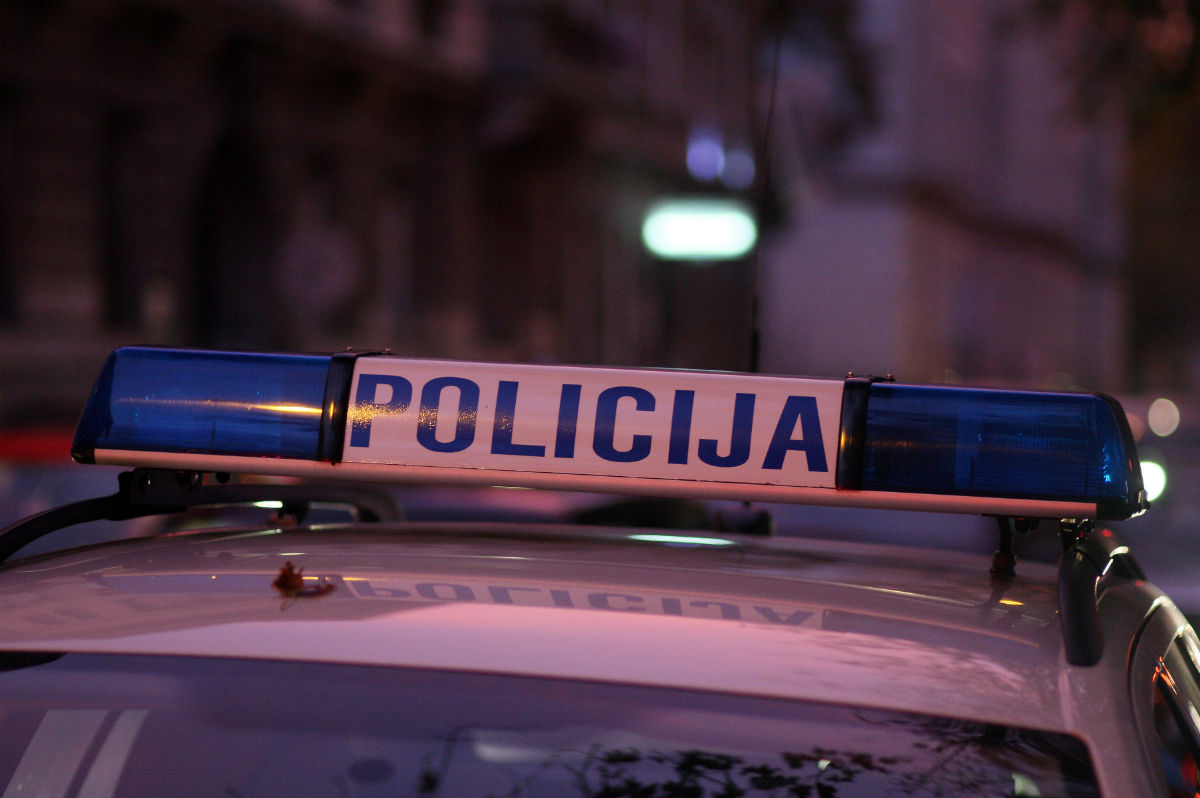 U sudaru automobila i autobusa u Dubrovniku poginuo 72-godišnjak