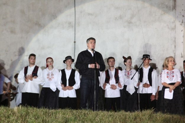 Milanović je zaista ovo rekao: "Ljudi, to su vaši novci koje vam država uzima i sve što vam vrati to je vaše"