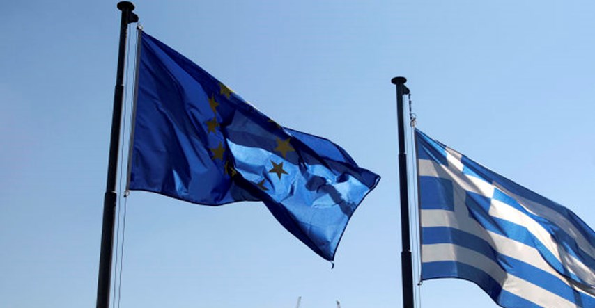 "Solidarni turisti" hrle u Grčku