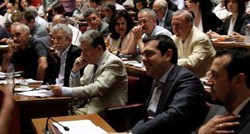 Grčki parlament prihvatio bailout: Stižu veći porezi, mjere štednje i drastični rezovi