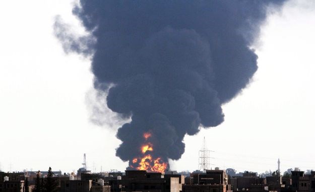Osveta IS-a za zračne udare: Više od 30 mrtvih u eksploziji automobila bombi u Libiji