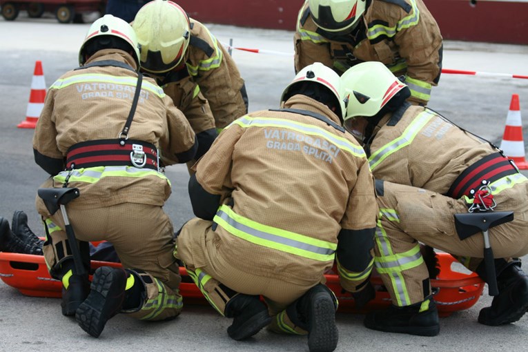 Splitski vatrogasci sve češće prisiljeni provaljivati u domove - kako bi pomogli starijima