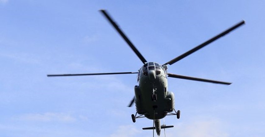 Ozlijeđeni stranac helikopterom prevezen s Hvara u Split, spasilačke akcije kod Tribunja i Brijuna