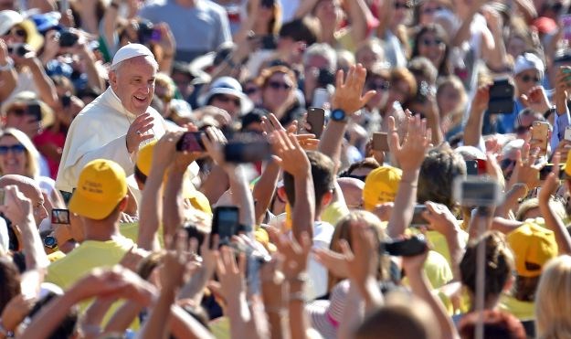 Papa Franjo: I Isus je bio veoma popularan pa je završio onako kako je završio