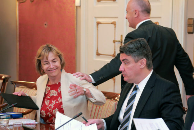 Vlada traži izvanrednu sjednicu Sabora, izbori gotovo sigurno u studenom