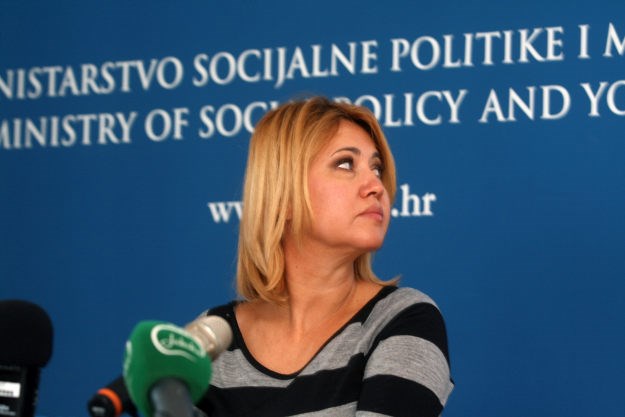 Ministrica Opačić za ravnatelja doma postavila SDP-ovca koji je dužan 126.000 kuna poreza?!