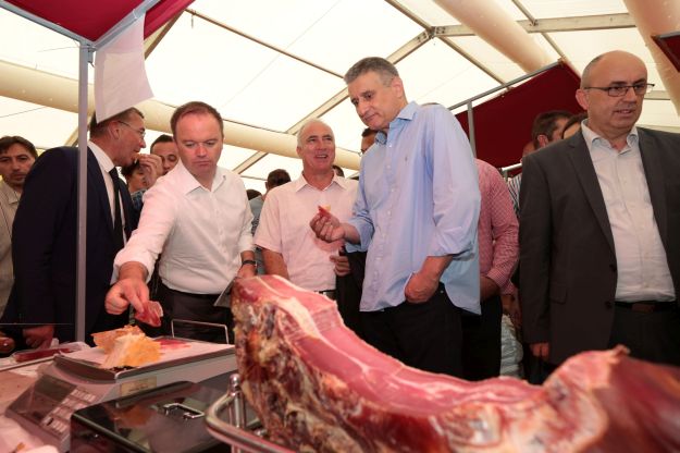 Karamarko brani Orbana i Kolindu: Mađar radi što treba, a predsjednica nije napala Merkel