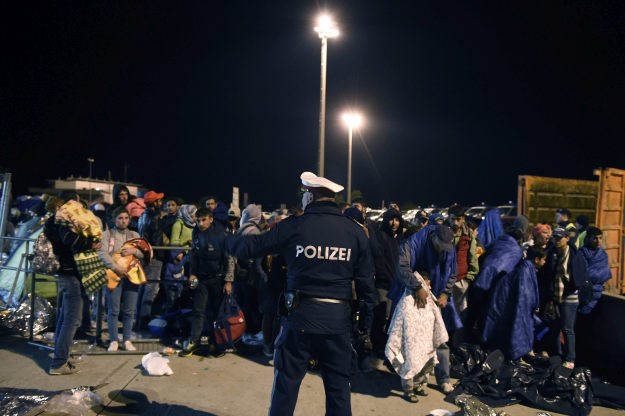 Njemačka izlazi iz Schengena, uvodi kontrole na granicama, vlakovi zaustavljeni