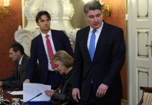 Milanović: Bankari će imati manje bonuse i plaćetine, to je HDZ-u krivo