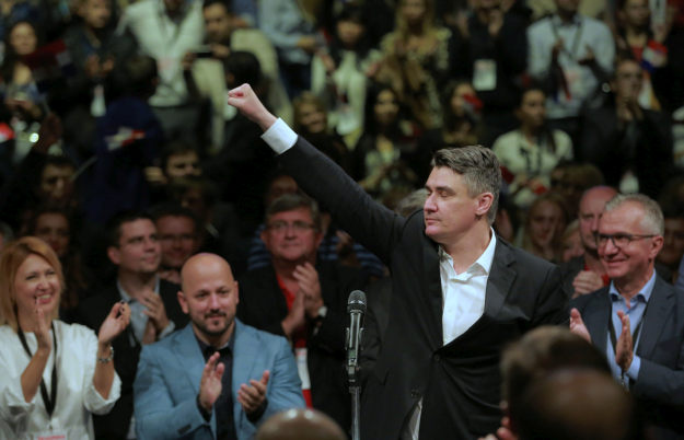 Anketa koju je platio SDP: Milanovićevoj koaliciji 53 mandata, a Karamarkovoj 51 mandat