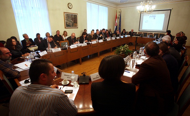 GONG odlučan u namjeri da spriječi zakon o kandidaturi ratnih zločinaca i korumpiranih političara