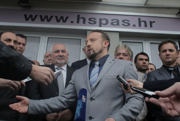 HSP dr. Ante Starčević: Uvođenjem viza građanima Srbije zaštitit ćemo Hrvatsku