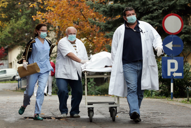 DVOJE MRTVIH OD GRIPE "Epidemija je visokog intenziteta, broj oboljelih drastično raste"