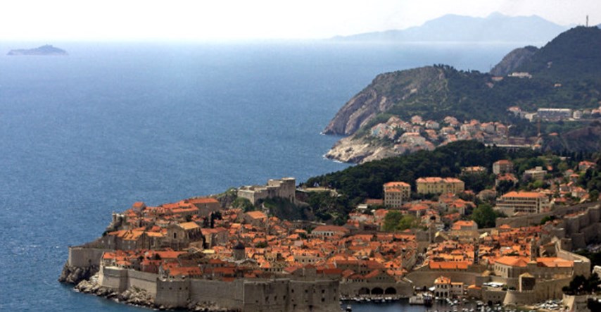 Građani blokirali granični prijelaz prema Dubrovniku jer nemaju struje