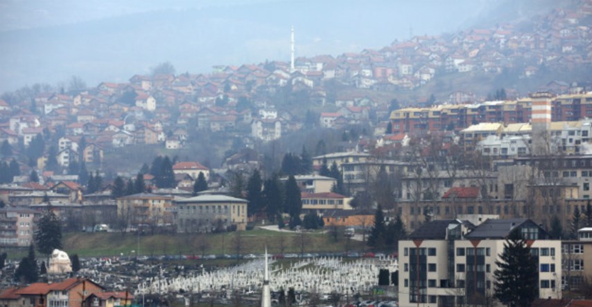 Pucnjava iz automobila u Sarajevu: Policija traga za počiniteljima