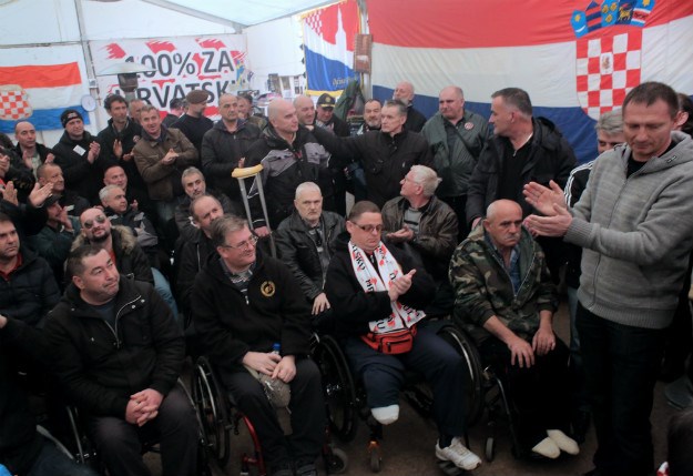 Srpski veterani zovu šatoraše na sastanak