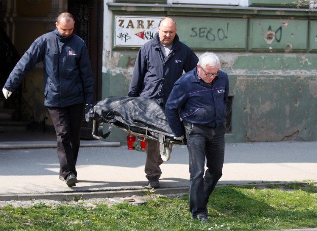 58-godišnjak pao niz padinu kod Kneževih Vinograda i poginuo
