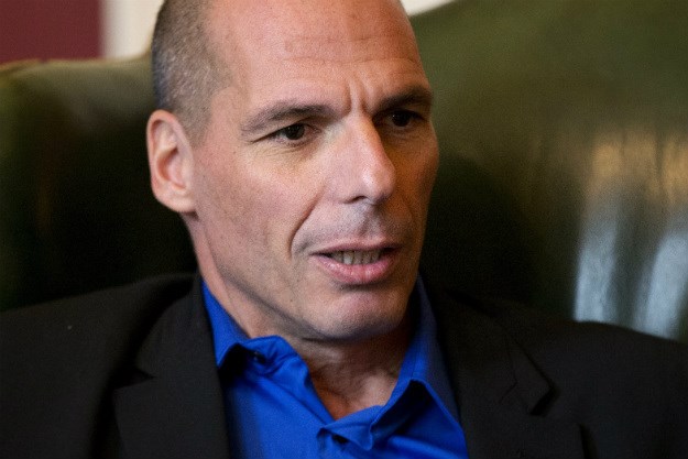 Varufakis ponosan na Merkel zbog odnosa prema izbjeglicama: Nije problem prebacila na drugu zemlju