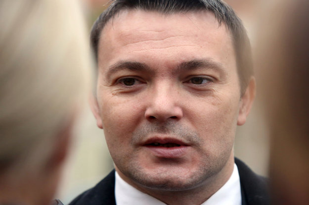 Ministru Bauku vraćen tablet, javio se Splićanin koji ga je pokupio u trajektnoj luci