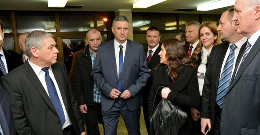 Karamarko: Zviždanje Mesiću i Josipoviću na inauguraciji je spontana reakcija na njihove mandate