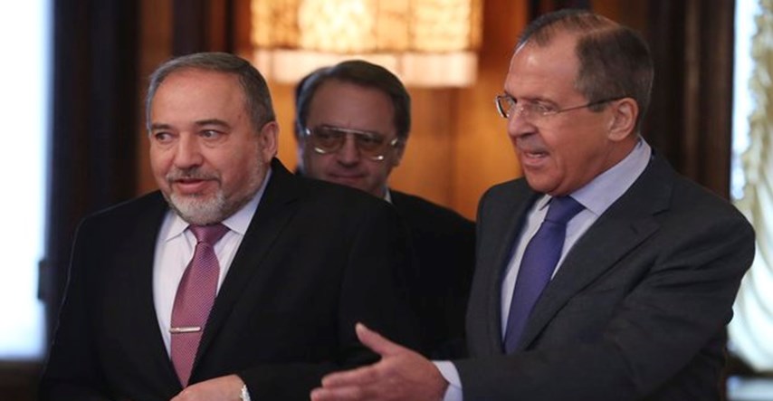 Sirijska oporba sastaje se u Moskvi prije pregovora s režimom