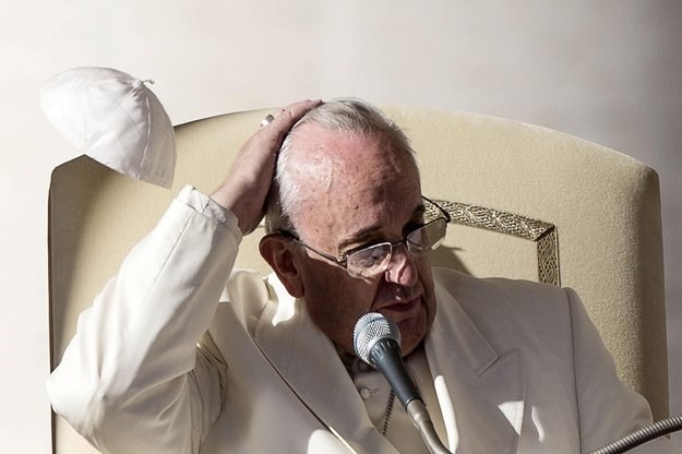 Papa: Savez muškarca i žene je Božje remek-djelo, njegovo gubljenje na vrijednosti je pogubno