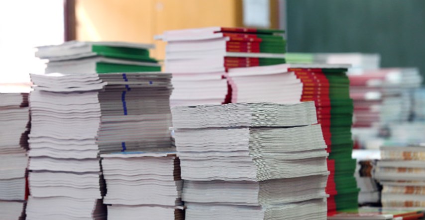 "Besplatne" knjige i radne bilježnice za osnovnoškolce u Varaždinu, ali i 200 kn pomoći za pribor