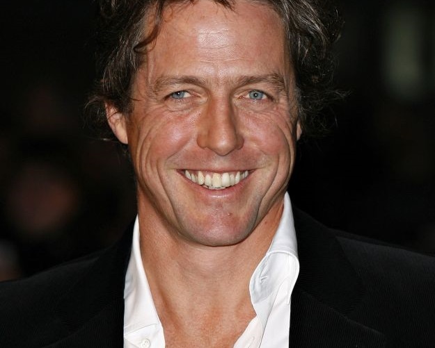 FOTO Pregazilo ga vrijeme: Hugh Grant u boksericama pokazao trbuščić i obješenu kožu