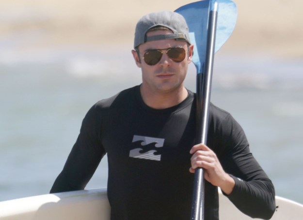 Ovo se tražilo: Zac Efron trčat će uz bok The Rocka u filmskoj adaptaciji "Baywatcha"