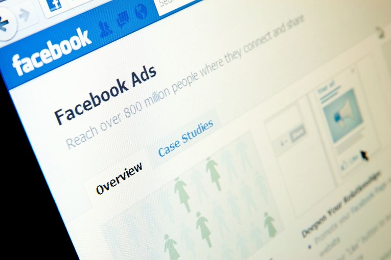 Prihodi Facebooka u tri mjeseca preko 8 milijardi dolara
