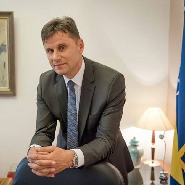 Premijer Federacije BiH govorio da u državnim tvrtkama nema budućnosti, a kći mu se uhljebila