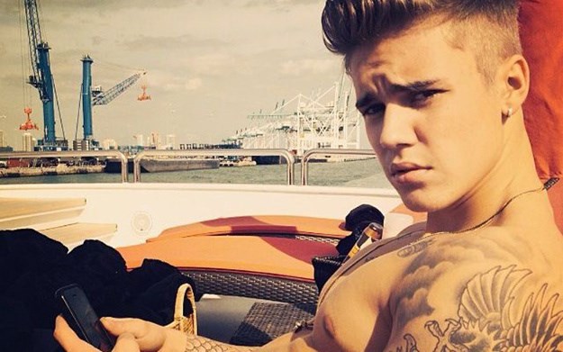 Justin Bieber vraća se na scenu pjesmom "What Do You Mean"