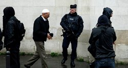 Francuska policija izvršila 1233 pretresa, uhitila 165 osoba i zaplijenila 230 komada oružja