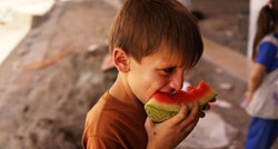 Vlada prošle godine tvrdila da u Hrvatskoj nema gladne djece, a sada svima plaćaju topli obrok