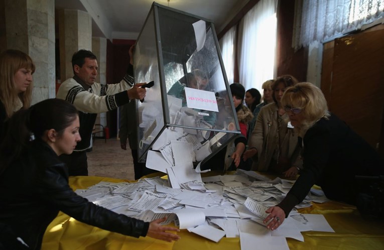 Ukrajinci će na referendumu odlučiti žele li u EU i NATO
