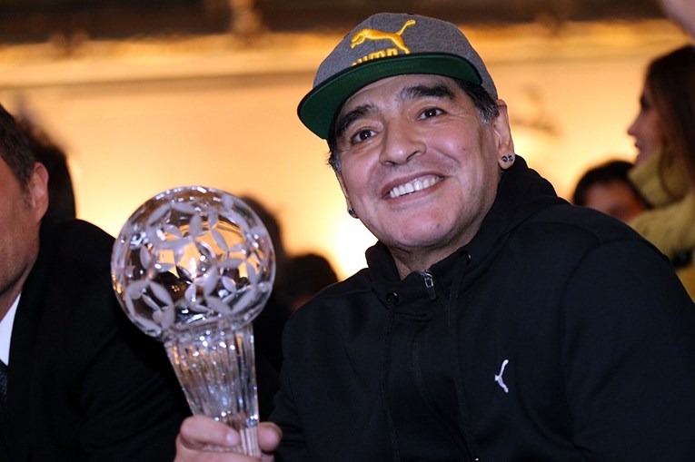 Maradona priznao: "Drogirao sam se dok sam igrao za Barcelonu"