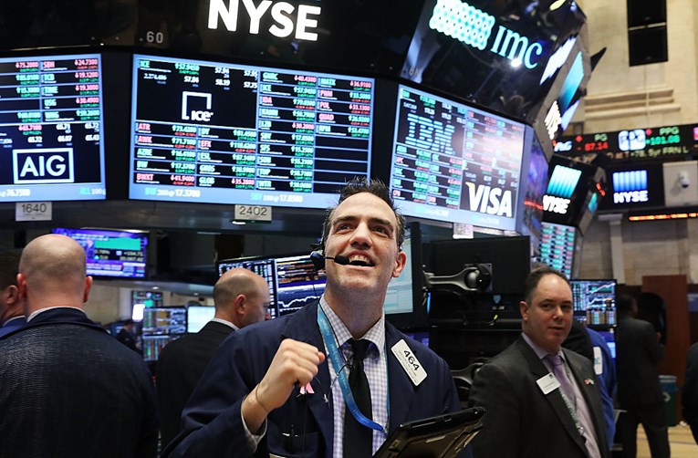 Nakon povijesnog rekorda, Dow Jones nastavlja rasti