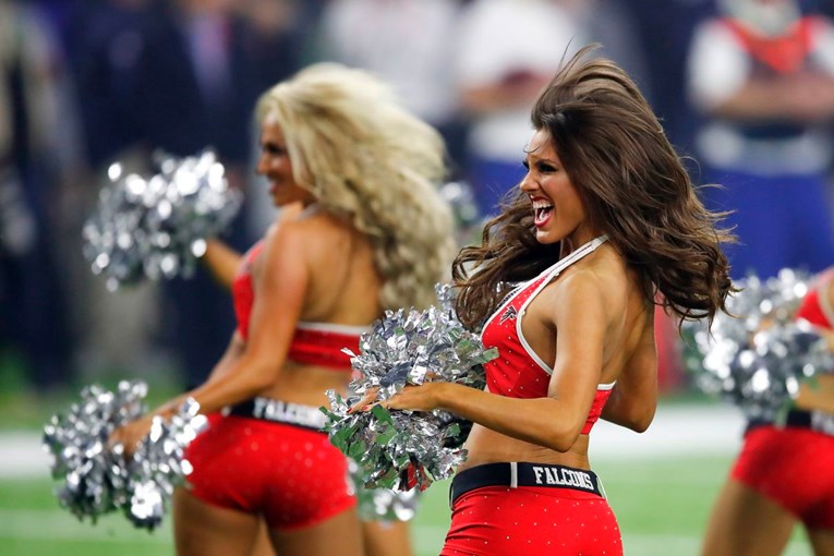 FOTO Seksi cheerleadersice su najbolji dio Super Bowla