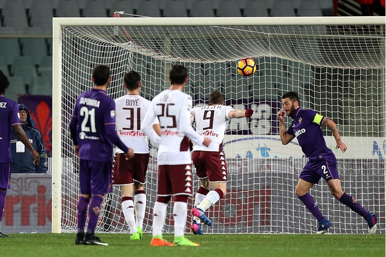 Ludnica u Firenci: "Viola" opet ispustila 2:0, Belotti promašio penal pa s dva gola donio bod Torinu