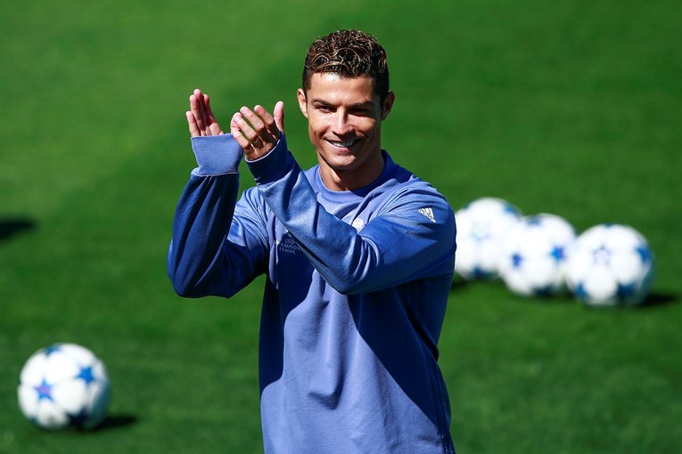 Ronaldo od jedne objave na Instagramu zaradio kao Sammir u pola godine