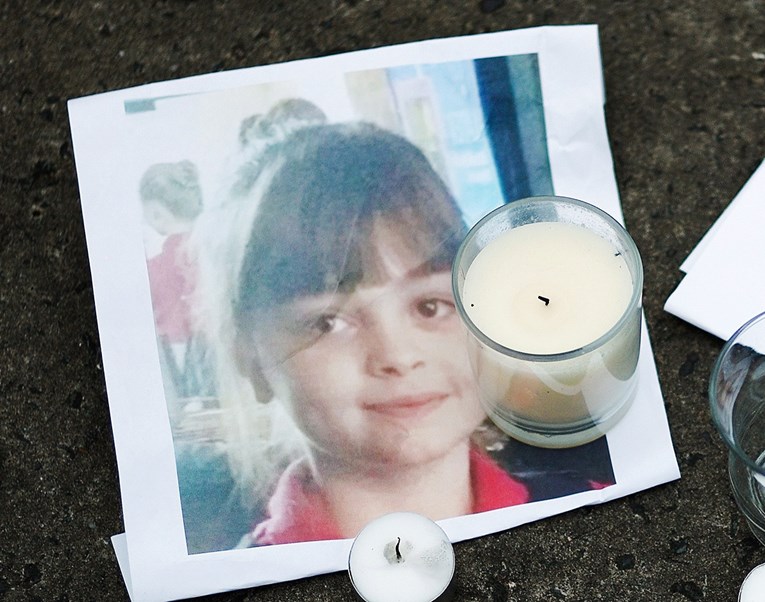 Potresna priča čovjeka koji je pronašao najmlađu žrtvu napada u Manchesteru: "Samo je htjela mamu"
