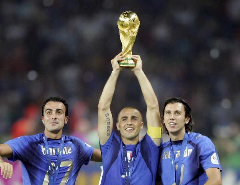S Italijom je osvojio Svjetsko prvenstvo, a sada novi klub traži oglasom na internetu