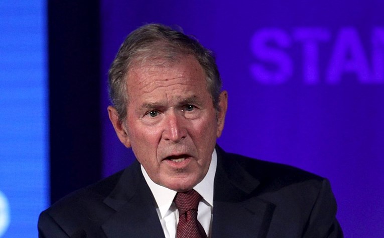 Bush napao Trumpa: U javnom životu imamo nasilje i predrasude