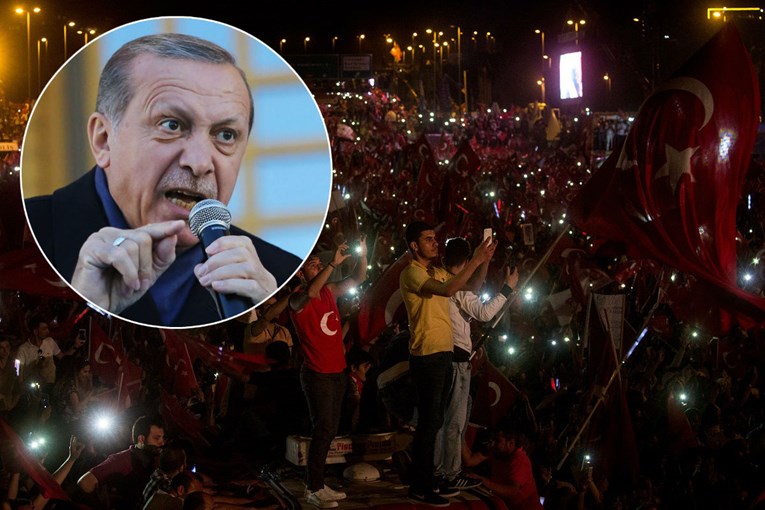 MILIJUNI LJUDI NA ULICAMA TURSKE Erdogan prijeti: Otkinut ćemo glave svim izdajnicima