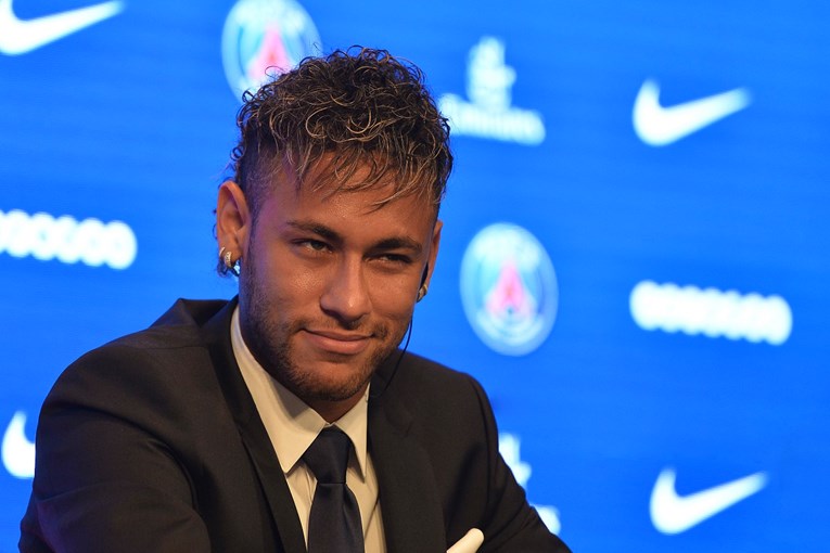 Neymar tražio od UEFA-e da izbaci Barcelonu iz Lige prvaka