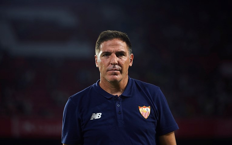 Sevilla otpustila trenera koji se bori s rakom prostate, Luis Enrique mogući nasljednik