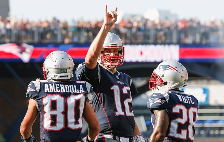 Tom Brady čudesnim dodavanjima spasio Patriotse nove blamaže