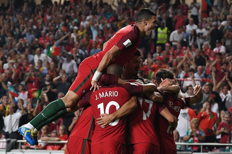 Portugal rutinski dobio Švicarsku koja s devet pobjeda ide u dodatne kvalifikacije (2:0)